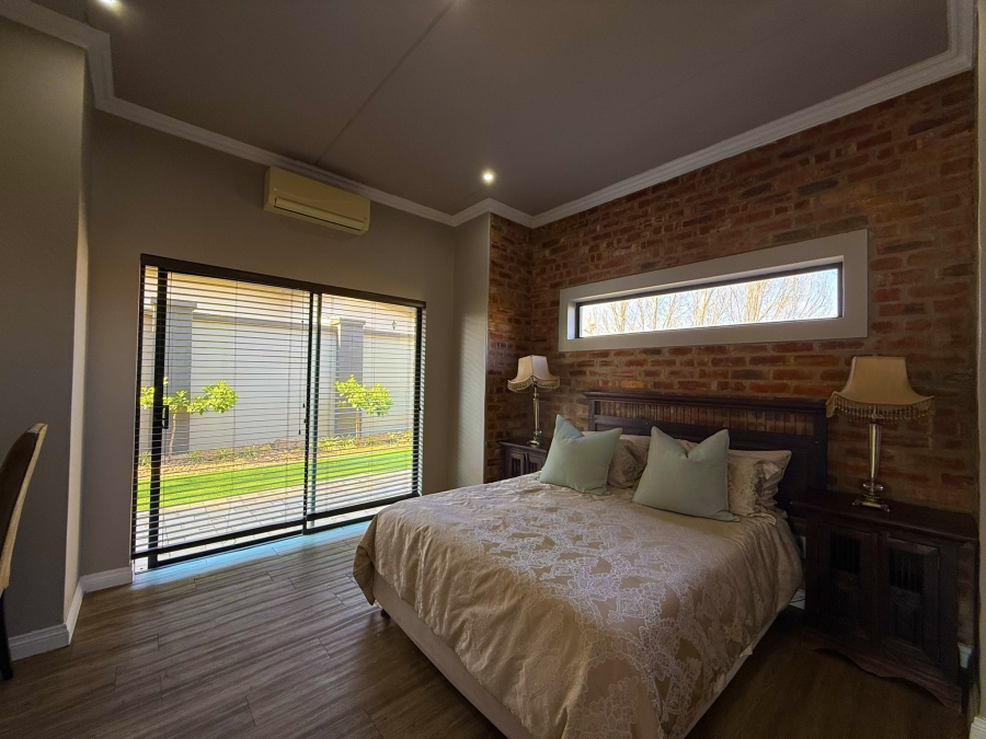 4 Bedroom Property for Sale in Tuscany Ridge North West